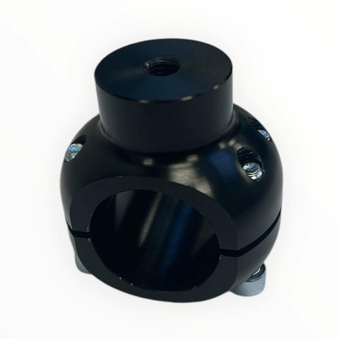Universal beslag, Ø28 mm, Sort